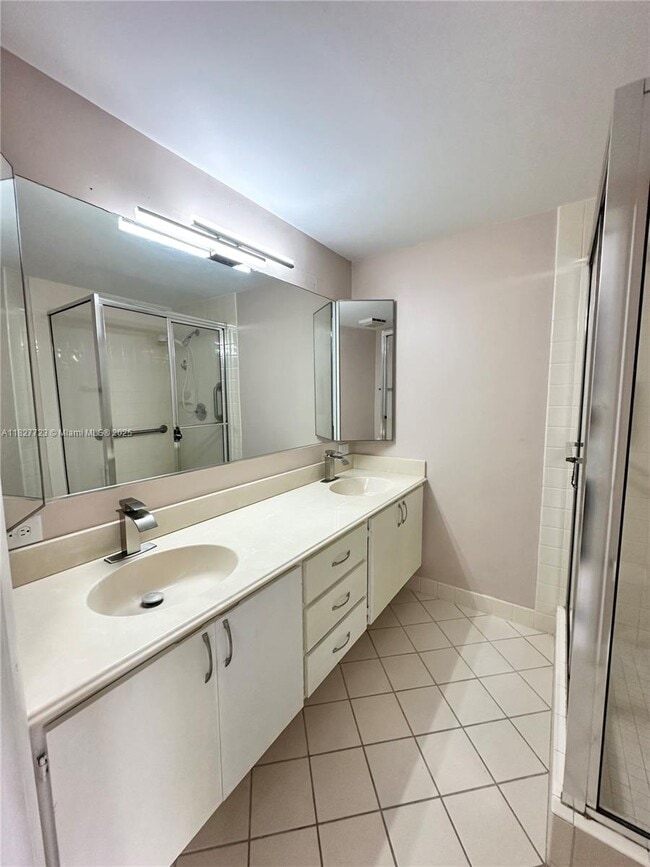 Building Photo - 7729 77th Way