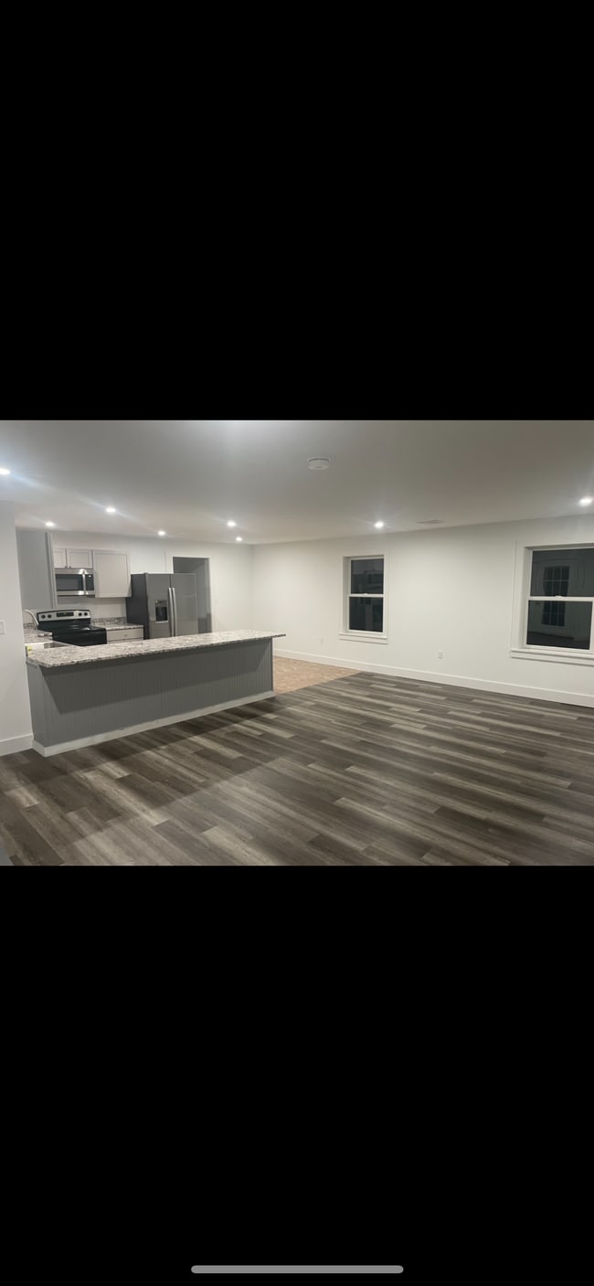 Building Photo - 2 Jowders Dr