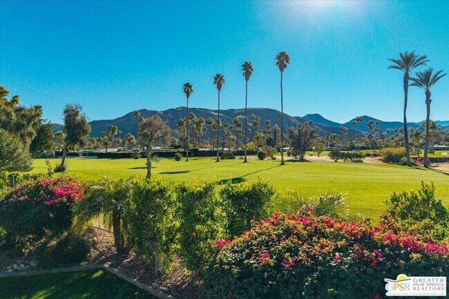 Building Photo - 605 E Sierra Way