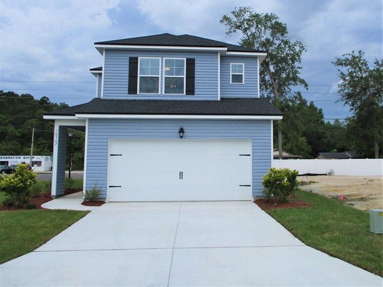 Primary Photo - 10302 Watercrest Ct