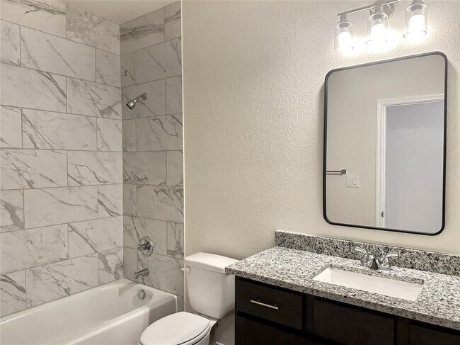 Building Photo - 506 War Admiral Dr