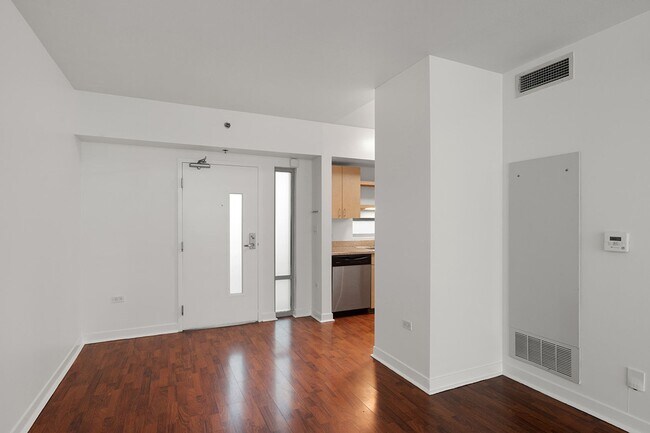 Building Photo - One Bedroom in Heart of Little Italy!