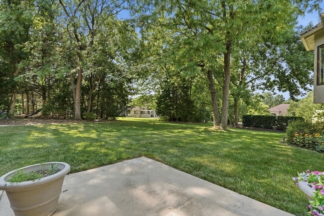 Building Photo - 9638 Zarda Dr