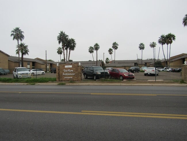 Building Photo - 5302 Springfield Ave