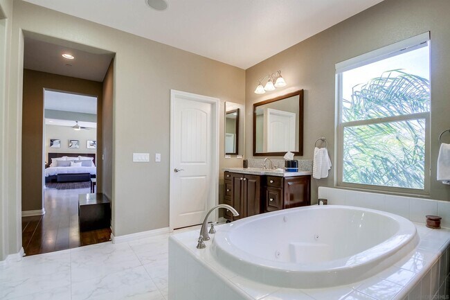 Building Photo - 408 Coastal Hills Dr