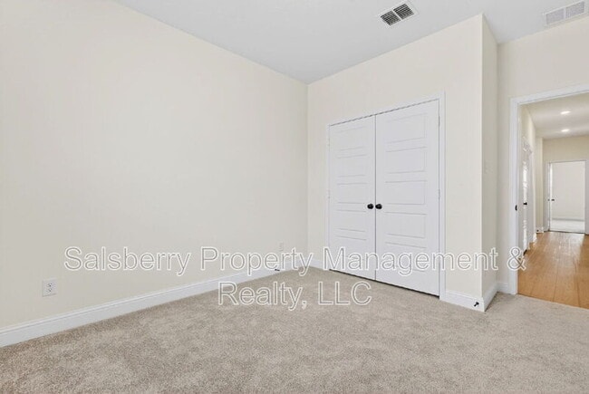 Building Photo - 125 Gallegos Dr