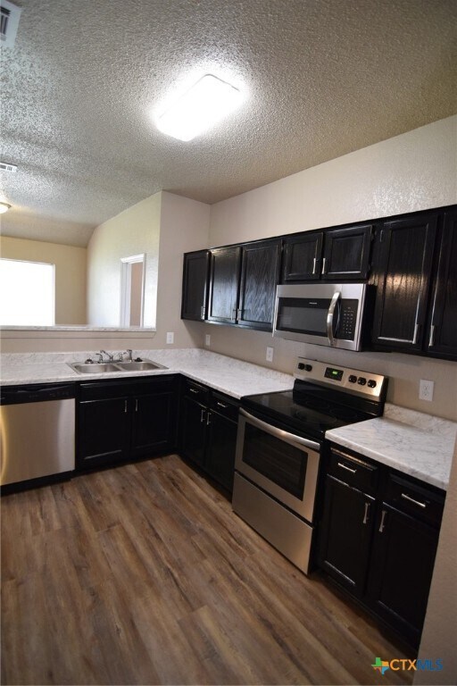 Building Photo - 4201 Bluestem Ln