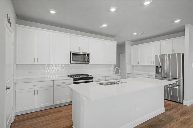 Building Photo - 2344 Bellatrix Dr