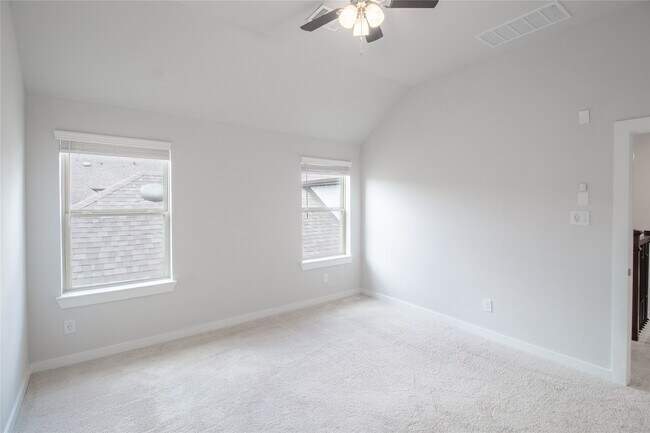 Building Photo - 16647 Texas Hill Country Rd