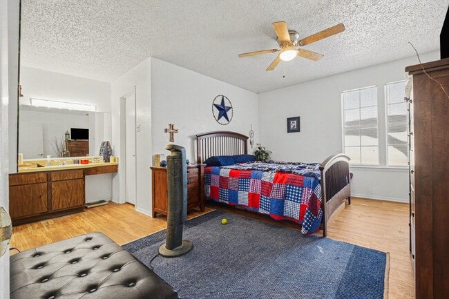 Building Photo - 5300 Keller Springs Rd