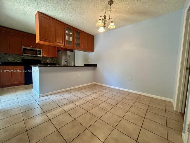 Building Photo - 409 Live Oak Ln