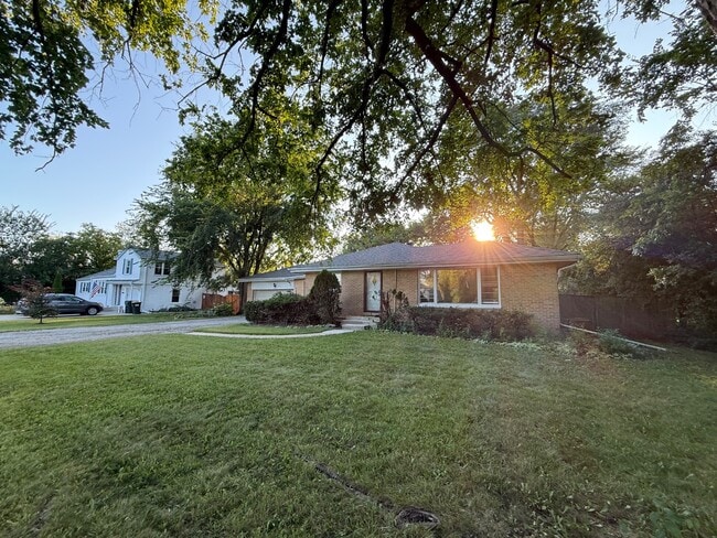 Primary Photo - 9503 Greenwood Dr