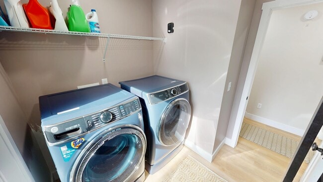 Building Photo - 56 Ken Helmly Ct