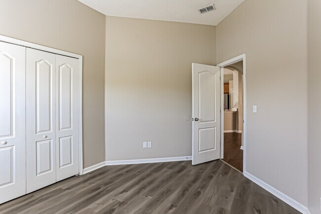 Building Photo - 2829 Spoonbill Trail