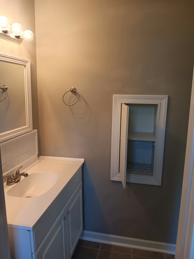 Building Photo - 3 Gallivan St