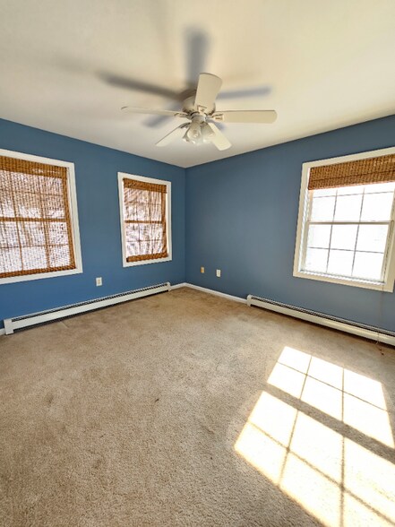 Building Photo - 56 Wigwam Hill Dr