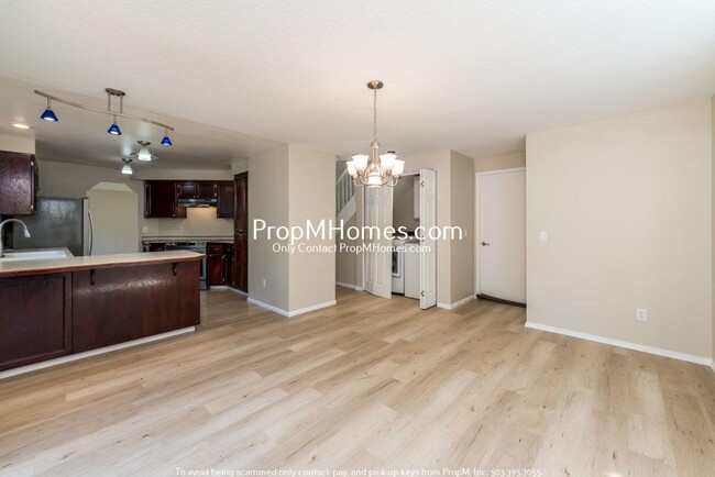 Building Photo - Charming Three Bedroom Home in West Beaver...