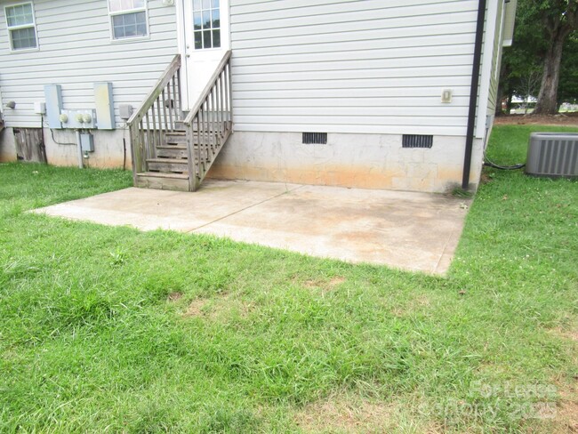 Building Photo - 4584 Maiden Hwy