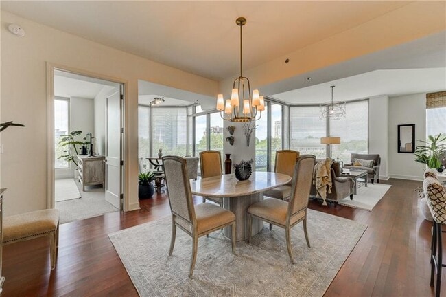 Building Photo - 2795 Peachtree Rd NE