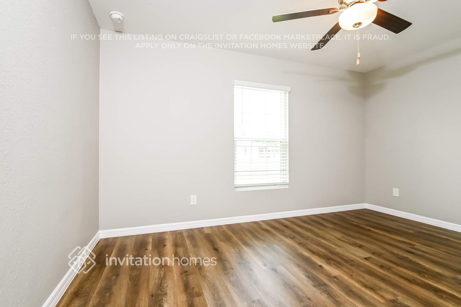 Building Photo - 384 Dewhurst St