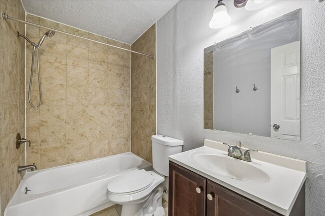 Building Photo - 10143 Towne Mist Dr