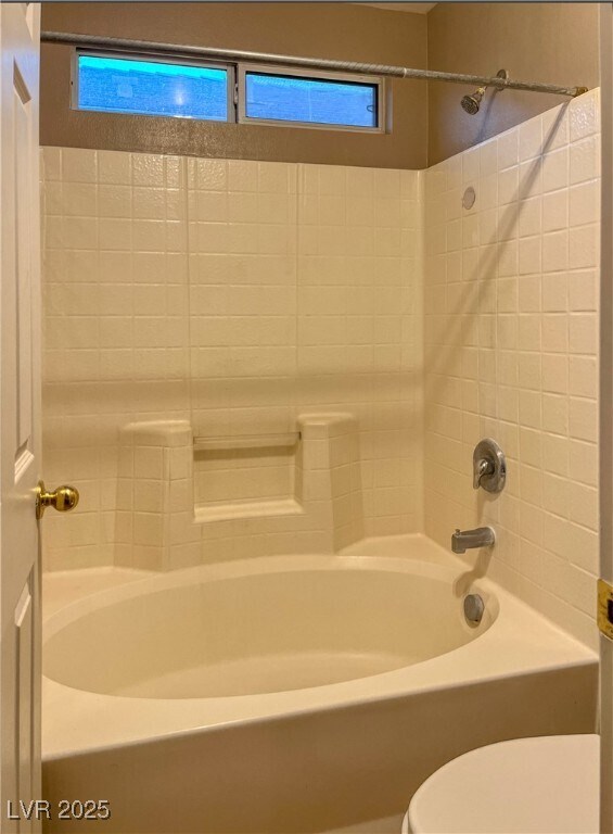 Building Photo - 721 E Caballo Hills Ave