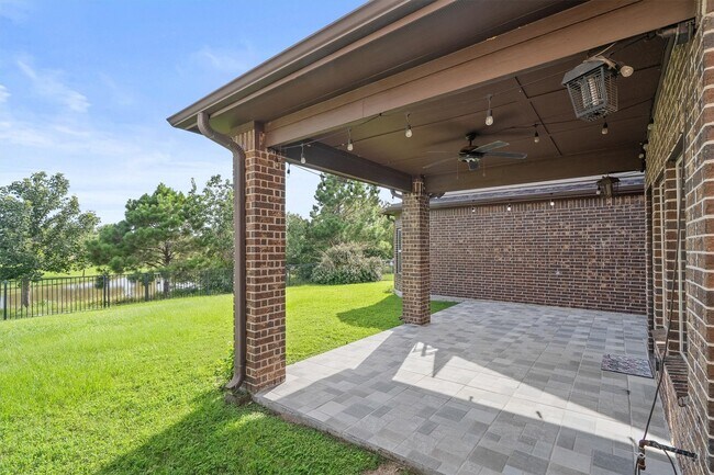 Building Photo - 28131 Scenic Shore Ln