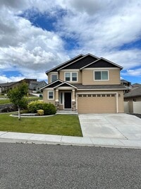 Building Photo - Beautiful Corner Lot Home for Rent in Badg...
