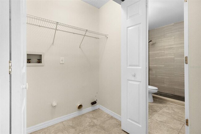 Building Photo - 2299 Santa Lucia St