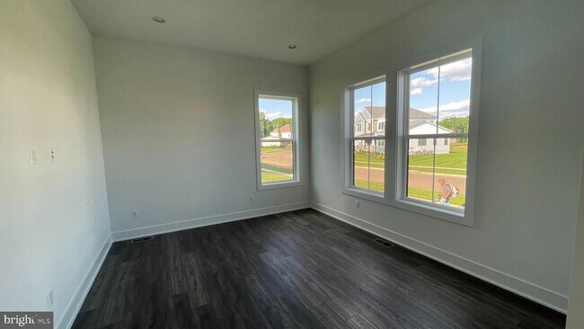 Building Photo - 24827 Yellow Poplar Pl