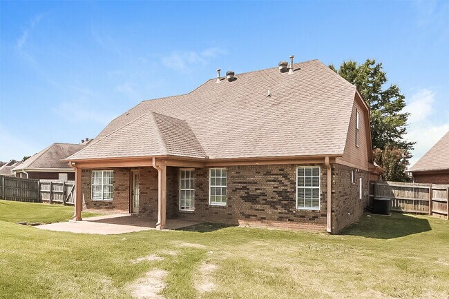 Building Photo - 4298 Arabella Dr