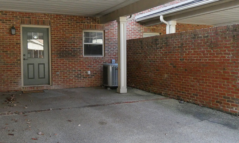 Attached Carport - 188 Park Pointe Way