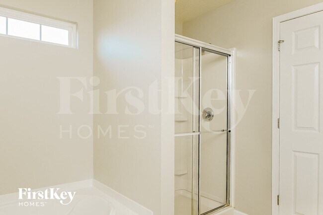 Building Photo - 3481 Enclave Crossing