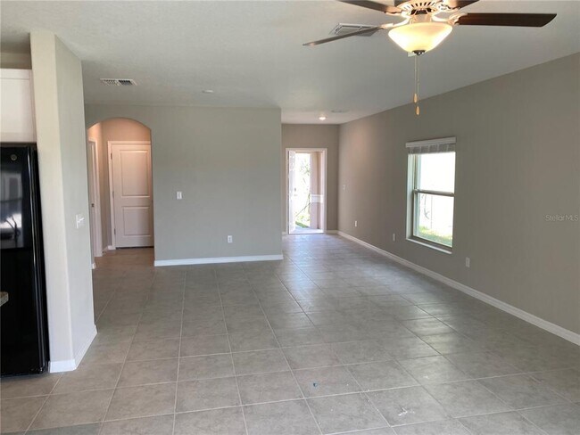 Building Photo - 7038 Samuel Ivy Dr