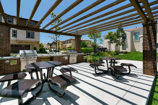Building Photo - 4 bedroom - Pacific Ridge in Oceanside
