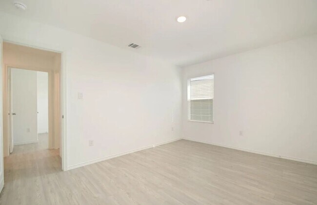 Building Photo - 13424 Homestead Wy