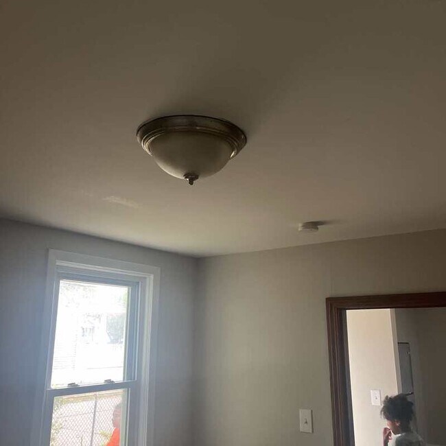 Building Photo - 3233 W 50th St