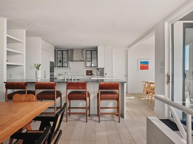 Building Photo - 4909 Bull Mountain Cove