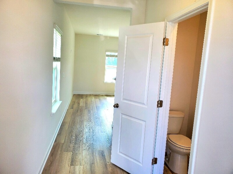 Building Photo - 1542 Regal Fern Wy