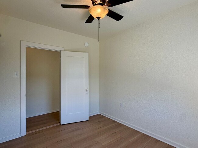 Building Photo - Carlsbad Home across from Holiday Park