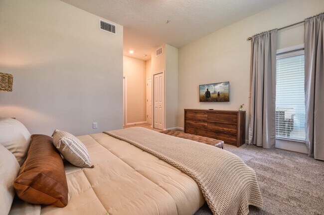 Building Photo - 729 Ocean Course Ave