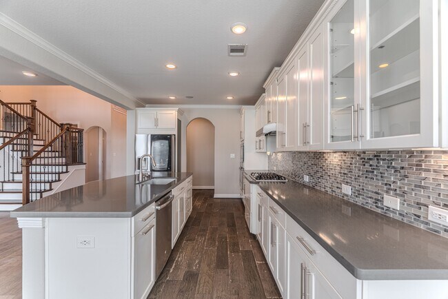 Building Photo - 6 Winter Thicket Pl