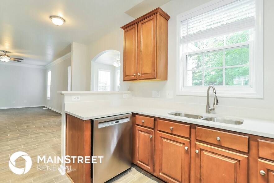 Building Photo - 1503 Bowmore Pl