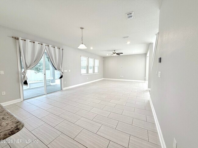 Building Photo - 12357 Sea Island Dr