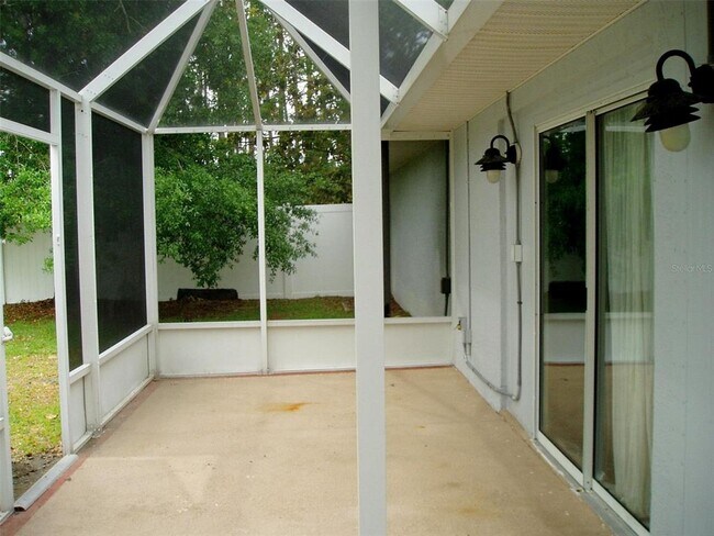 Building Photo - 20 Empress Ln