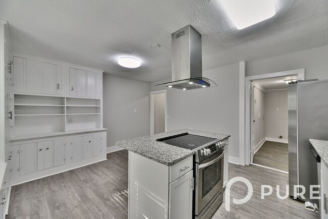 Building Photo - 1414 Mt Vernon St