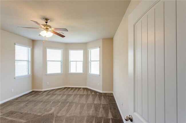 Building Photo - 1334 Grande Mesa Dr
