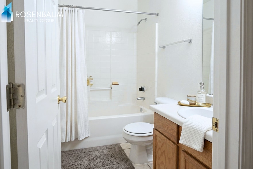 Building Photo - Charming 2-bedrooms, 2-baths duplex home in Prescott Valley!