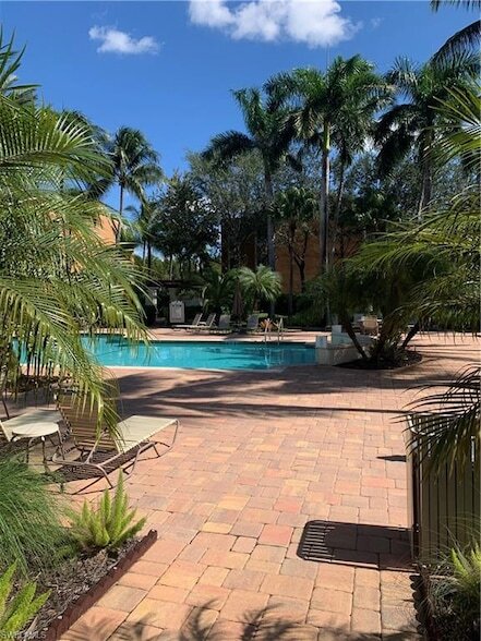 Building Photo - 1235 Reserve Way