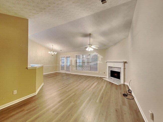 Building Photo - 3391 Washington Commons Ave NW